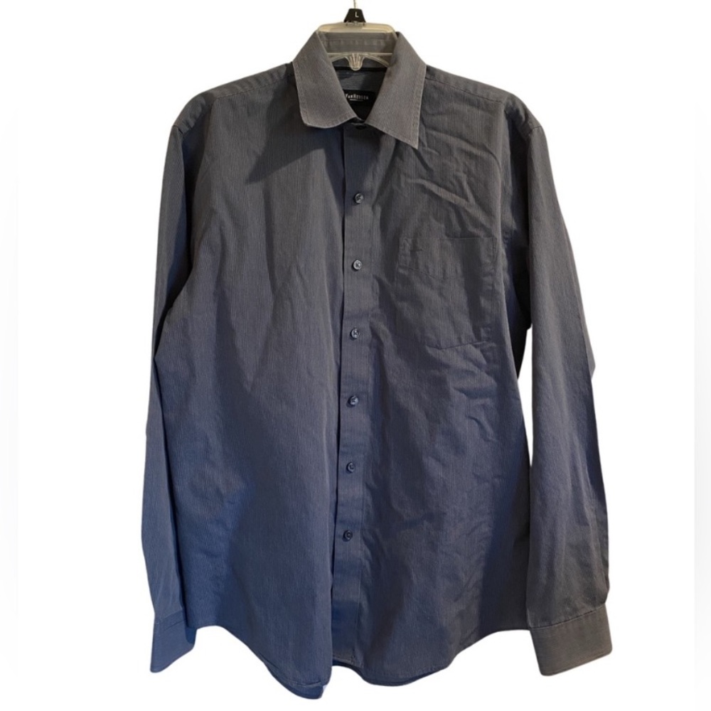 VAN HEUSEN Men's Dress Shirt Size 15-15.5 Button Down Long Sleeve Blue/Gray